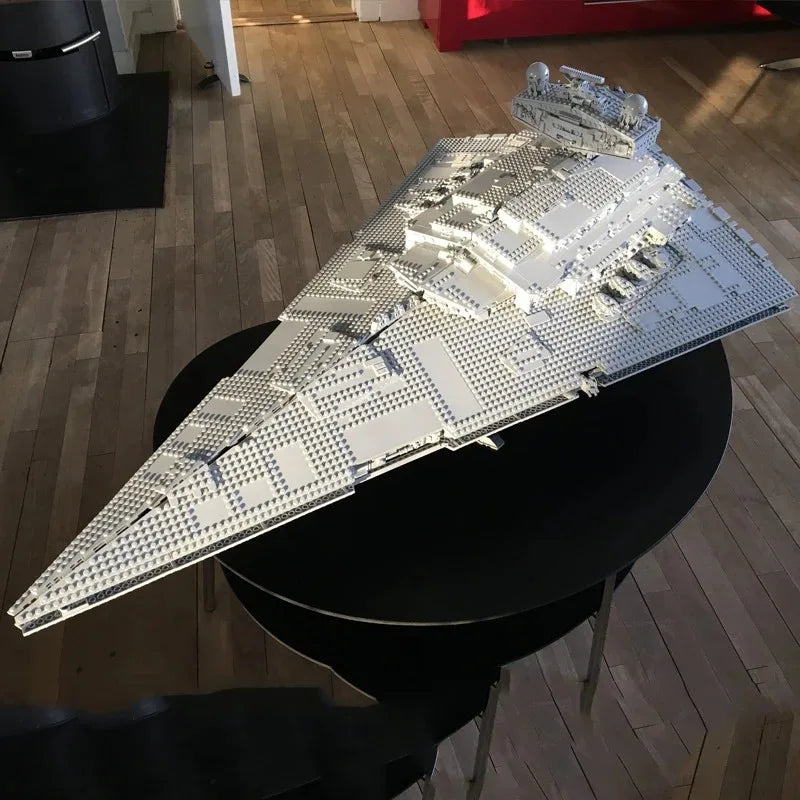 4784pcs UCS Imperial Navy Stormtrooper Star Destroyer Galactic Empire 75252 Star Cruiser Starfighter Dark Fleetship Gift