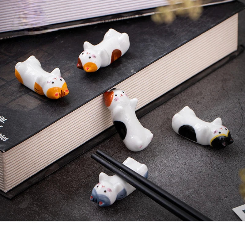 Cute Cat Ceramic Chopsticks Holder Stand Fine Design Chopstick Rack Pillow Care Rest Japanese Style Kitchen Tableware Tools New
