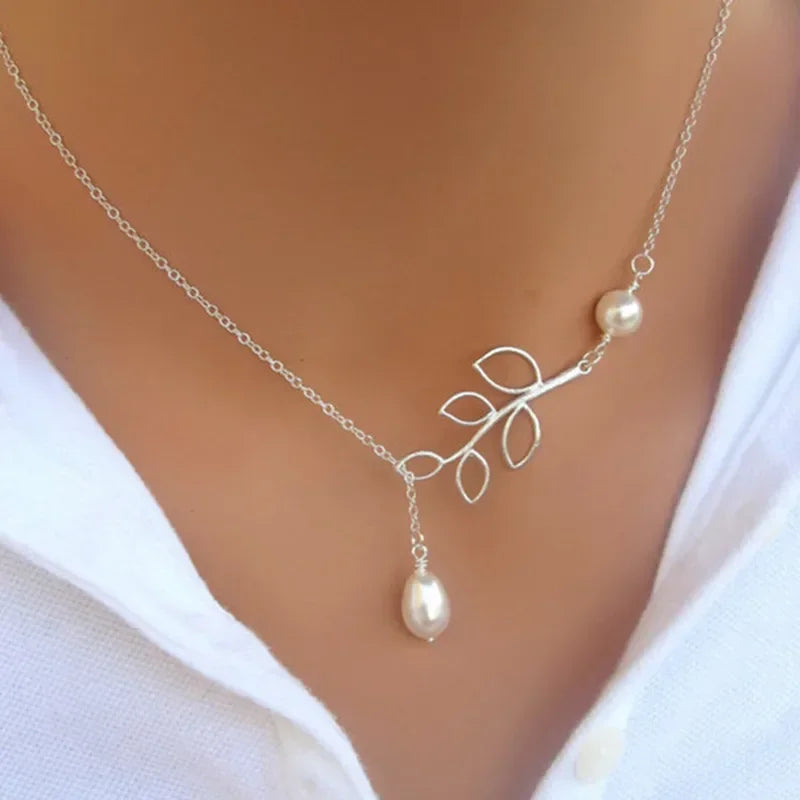 Minimalist Round Stick Pendant Necklace for Women Pearl Clavicle