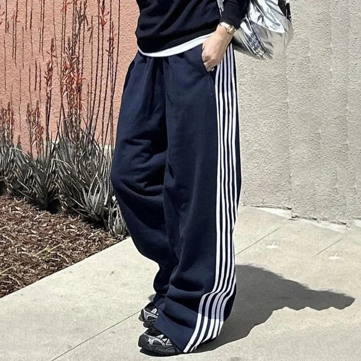 Women Spring Auutmn Striped Track Pants Elastic Waist Straight Leg Sweatpants Joggers Wide Leg Pants with Pockets Sweatpants