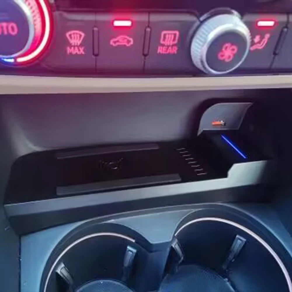 15W Car wireless charger For Audi A3 8V S3 2014-2020 charging pad phone holder fast charge mobile stand Accessories Interior