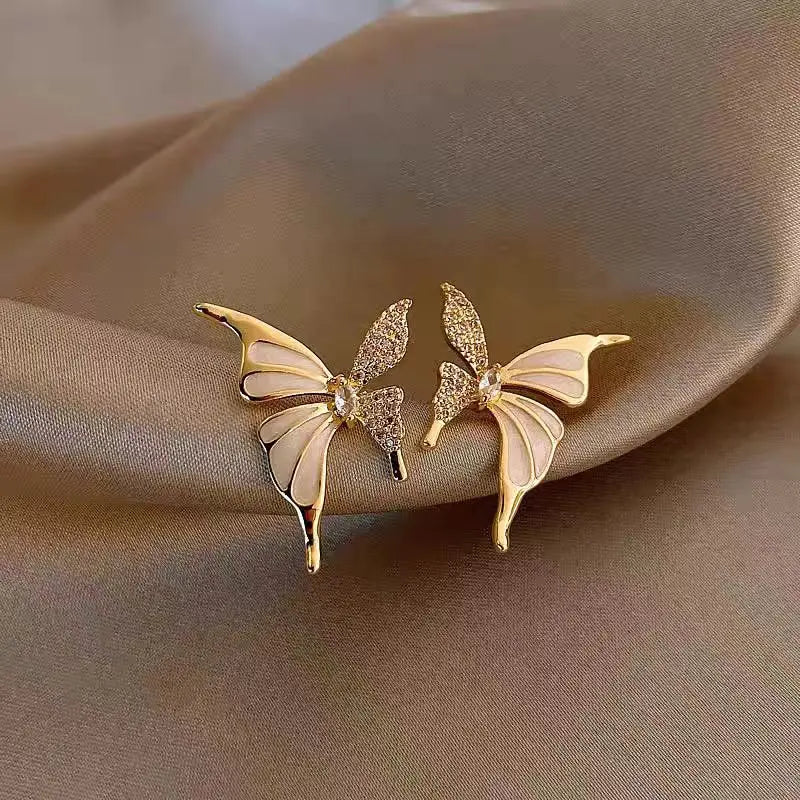 Fashion Cute Butterfly Stud Earrings for Women White Enamel Oil