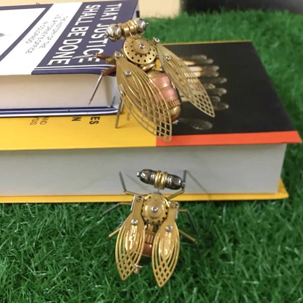 Steampunk mechanical insect big pocket insect model handmade metal creative crafts ornament personalized gift