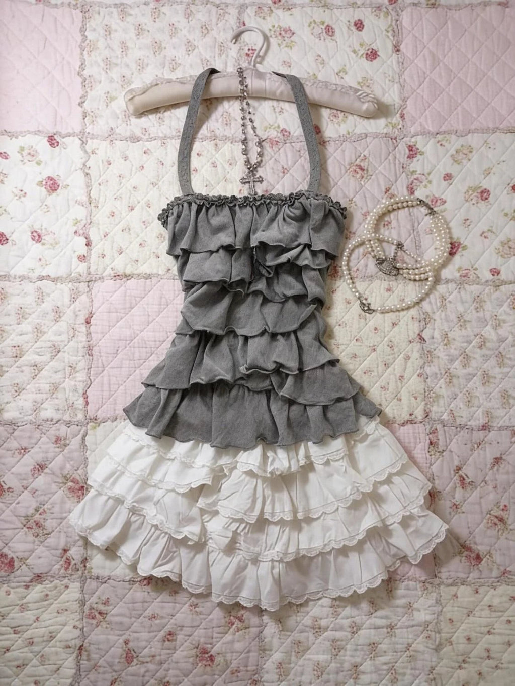 American Retro Gray Cami Top Strap Tiered Ruffle Slim Fit Y2K