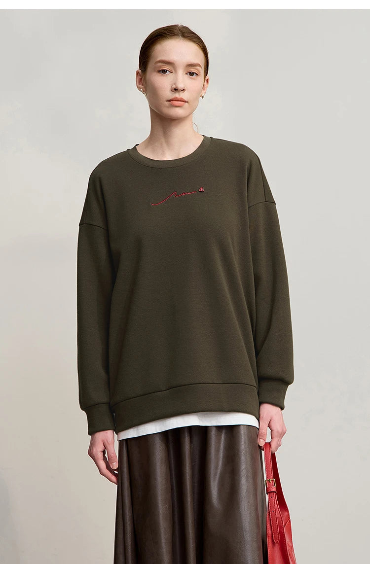 Amii Woman Sweatshirts 2025 Winter New Loose Warm Long Sleeve Female Sweatshirt Embroidery Pullover O-Neck Top Female 12524025