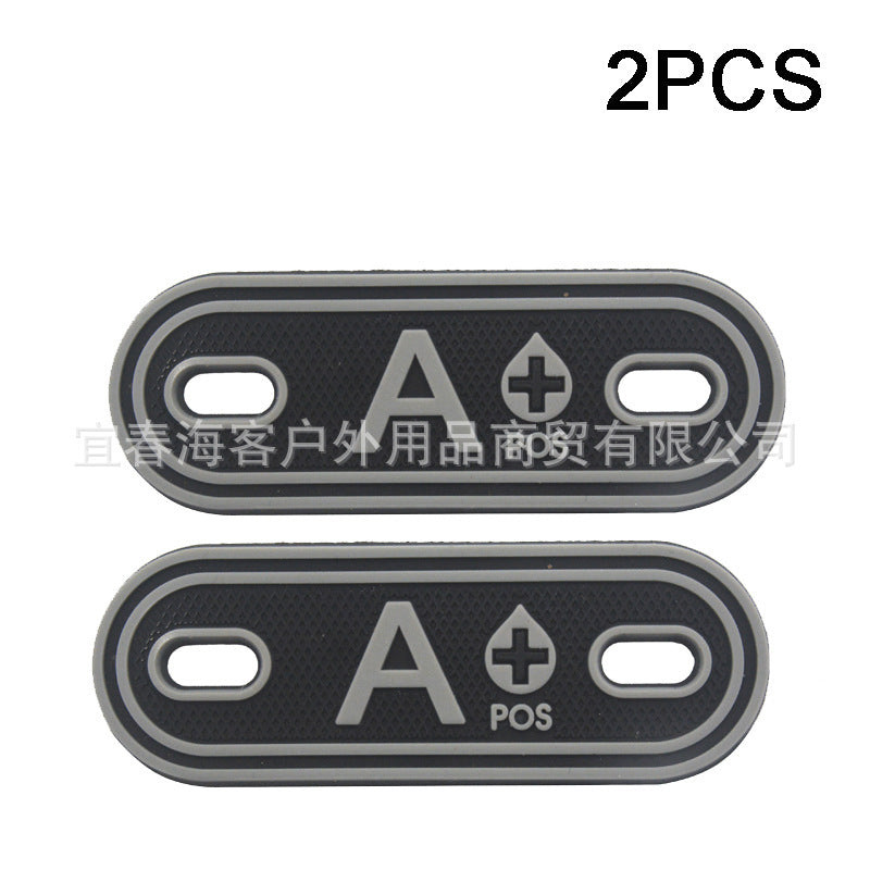 2PCS Shoelace Blood Buckle Charm PVC Tactical Bag Clothing Zipper Blood Tag Charm Military Patches Tactical Patch