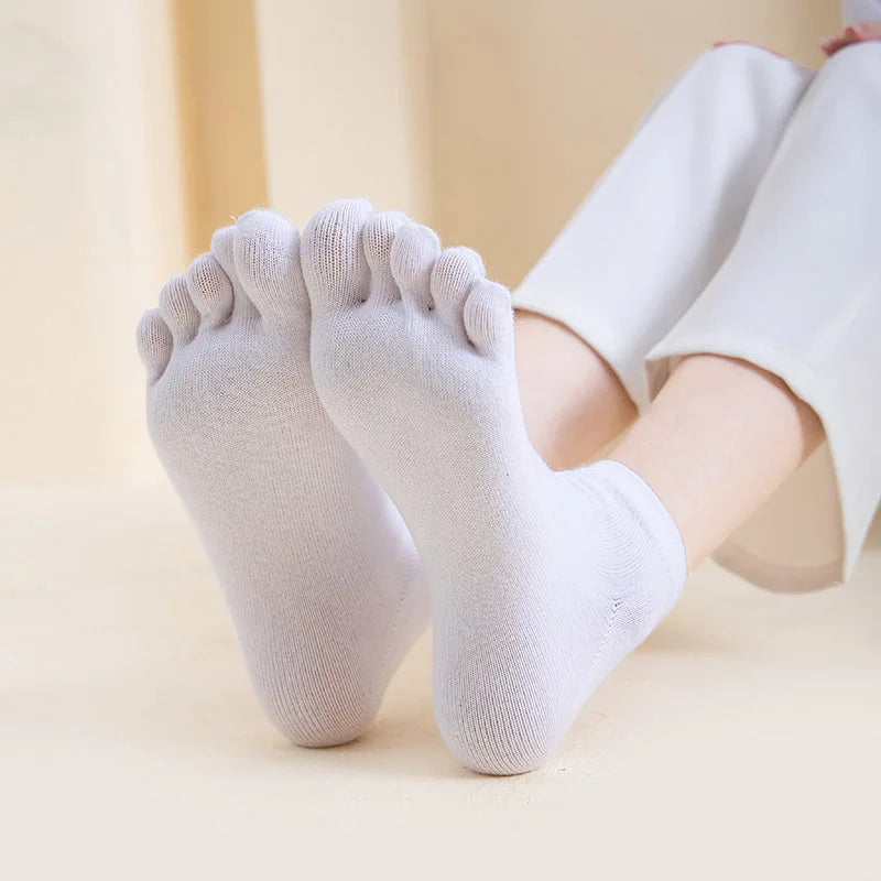 Spring Summer Women's Candy Color Ankle Socks Sweat absorption Breathable Cotton Split Toe Socks 5 Toes Short Five Finger Socks