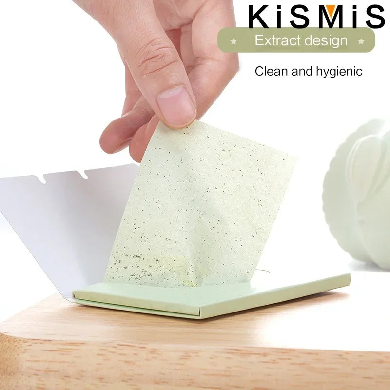 100 Sheets Oil Blotting Paper for Face Absorbs Excess Shine and Oil Portable Matte Facial Tissues for Oily Skin Care