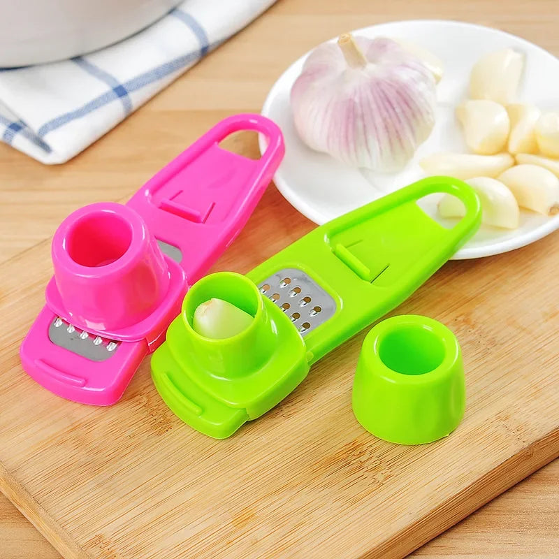 Kitchen Gadget Multi-functional Creative Garlics Grinder GarlicPaste GarlicPress KitchenTool Household VegetableTools Homegadget
