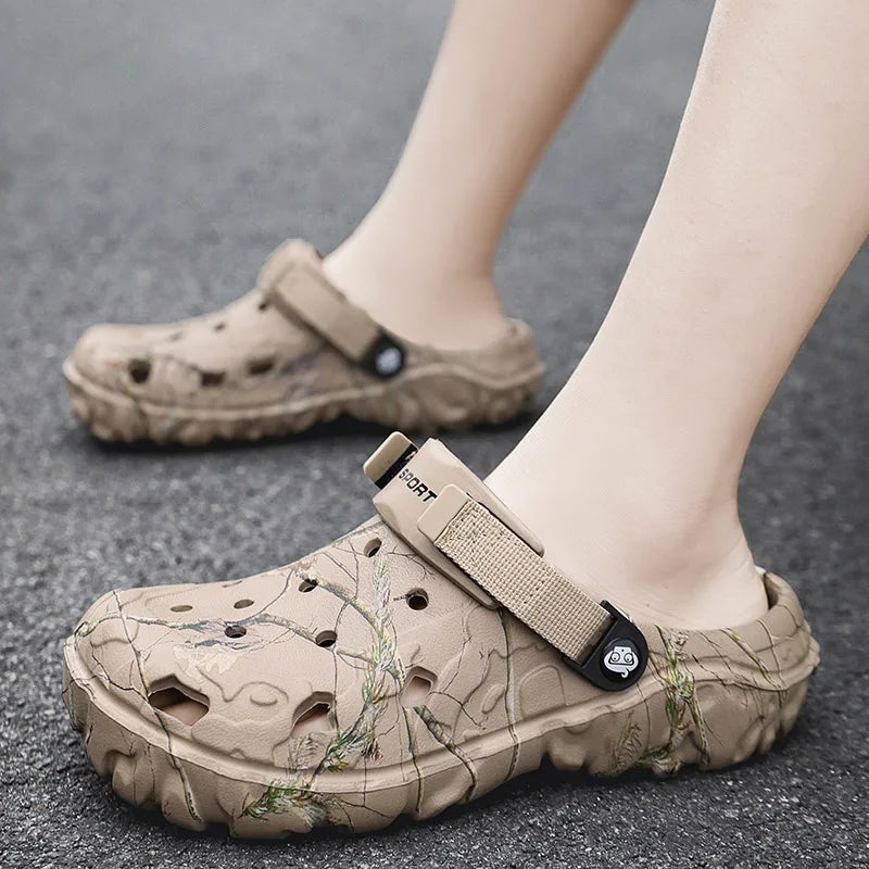 Summer Men's Sandals New Home Garden Shoes Comfortable and
