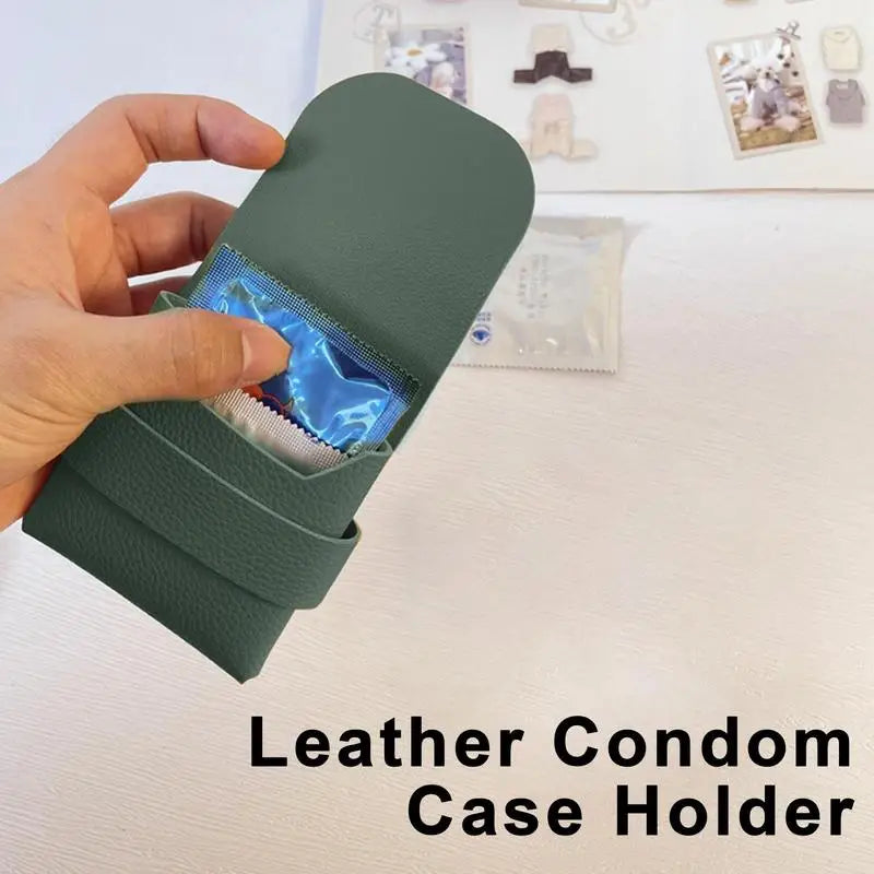 Condom Holder Elegant PU Leather Small Purse Discreet Pocket/Purse/Travel Carrying Case Securely Holds And Protects 3-4 Condoms