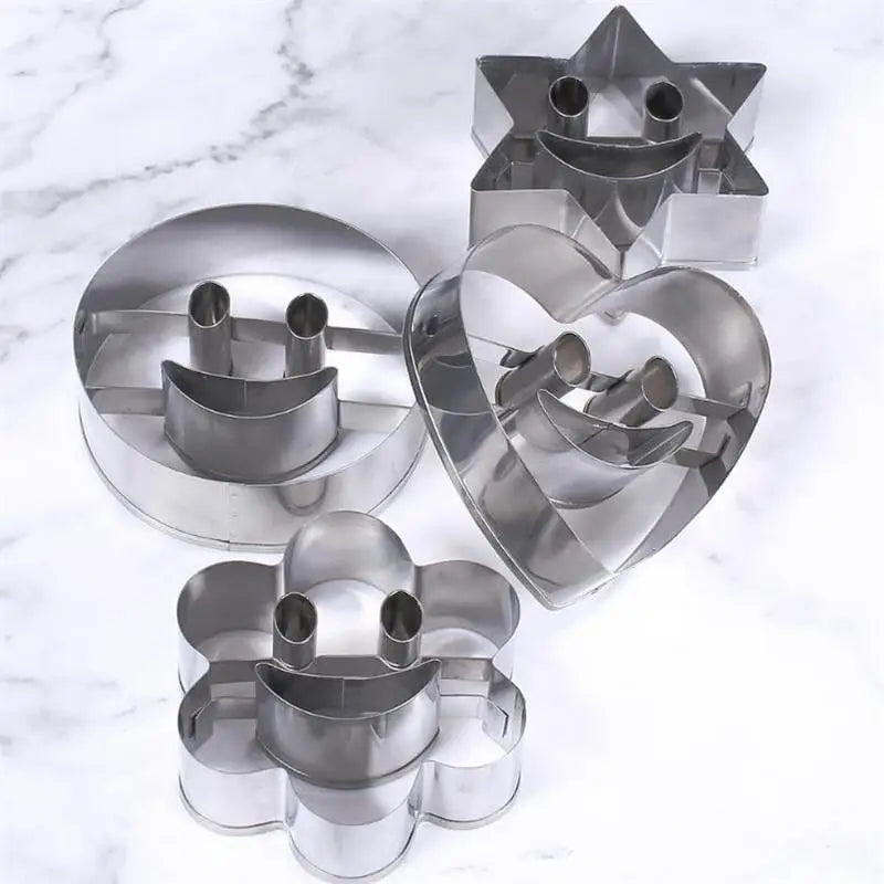 4pcs/Set Smiley Cookie Cutter Biscuit Mold Stainles Steel Fondant Cake Mold Sugar Cookie Pastry Baking Tool Kitchen Accessories