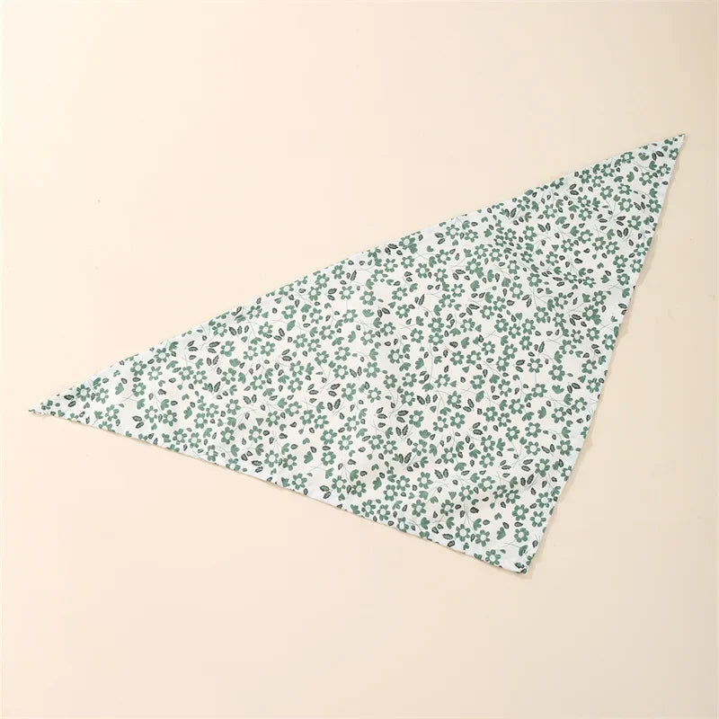 Pet Saliva Towel Pet Dog Saliva Bib Bib Cat Bib Scarf Printed Triangle Scarf