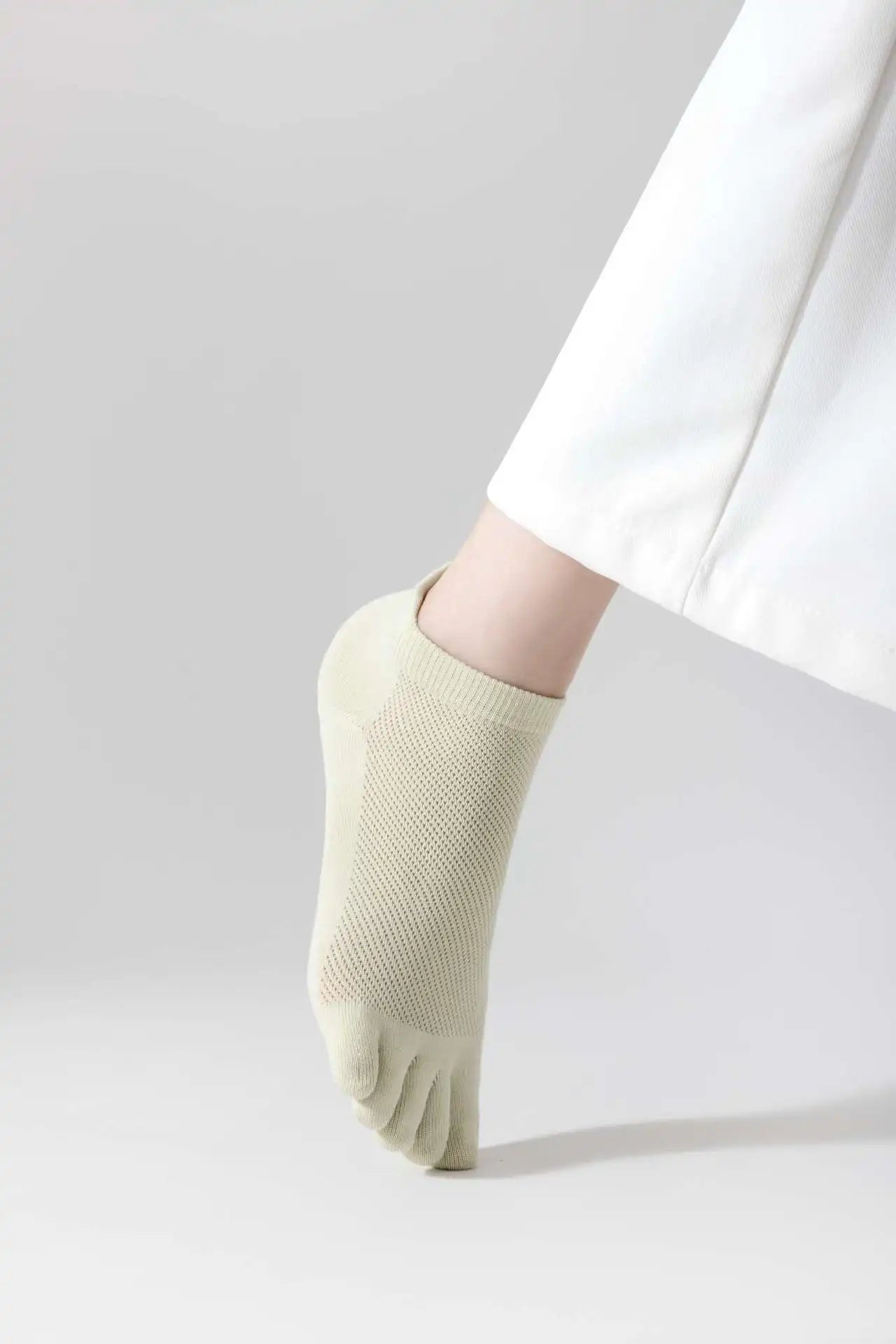 5 Pairs Summer Women Five Finger Socks 5 Pairs Candy Color Soft Cotton Breathable Mesh Split Toe Socks Girls Outdoor Sports Sock