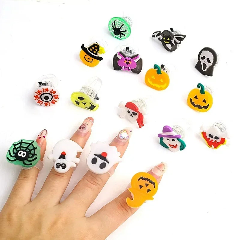 LED Luminous Halloween Toys Pumpkin Ghost Skull Glowing in Dark Fingers Toys with Light Birthday Party Decoration Props Supplies