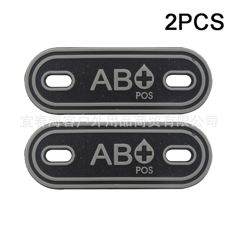 2PCS Shoelace Blood Buckle Charm PVC Tactical Bag Clothing Zipper Blood Tag Charm Military Patches Tactical Patch