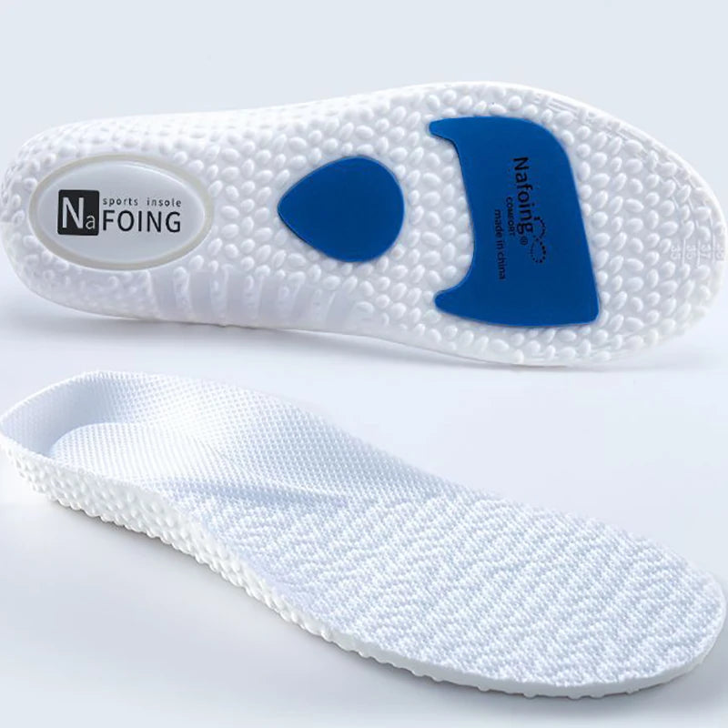 Soft-soled Sports Insoles for Men Shock-absorbing and Breathable in Summer Not Tiring To Stand for A Long Time