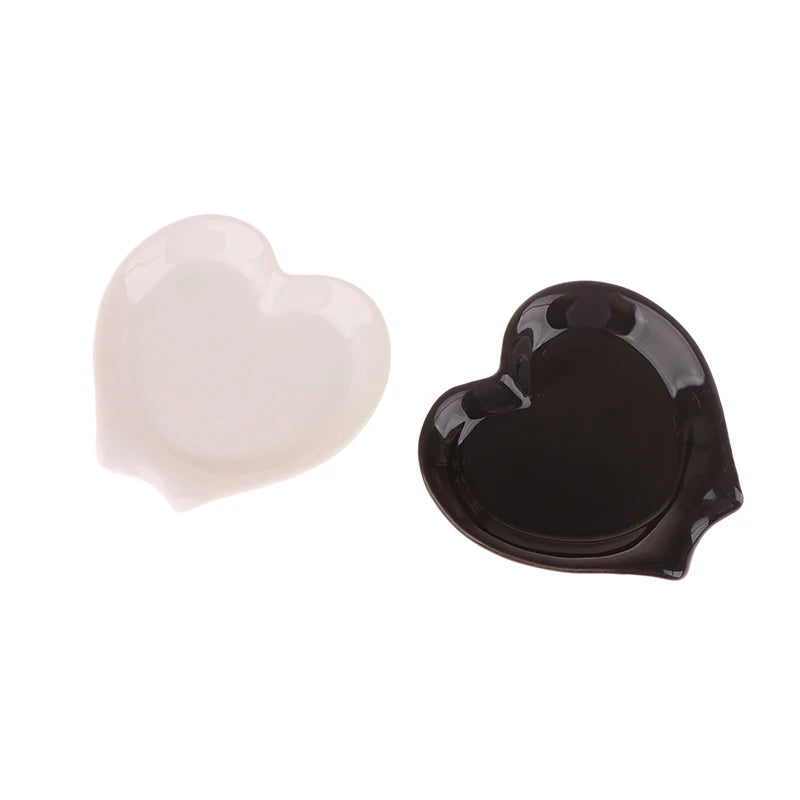 Creative Heart Shaped Ceramic Spoon Rest Pad Coffee Spoon Holder Soup Ladle Rack Kitchen Utensils Tableware Organizer