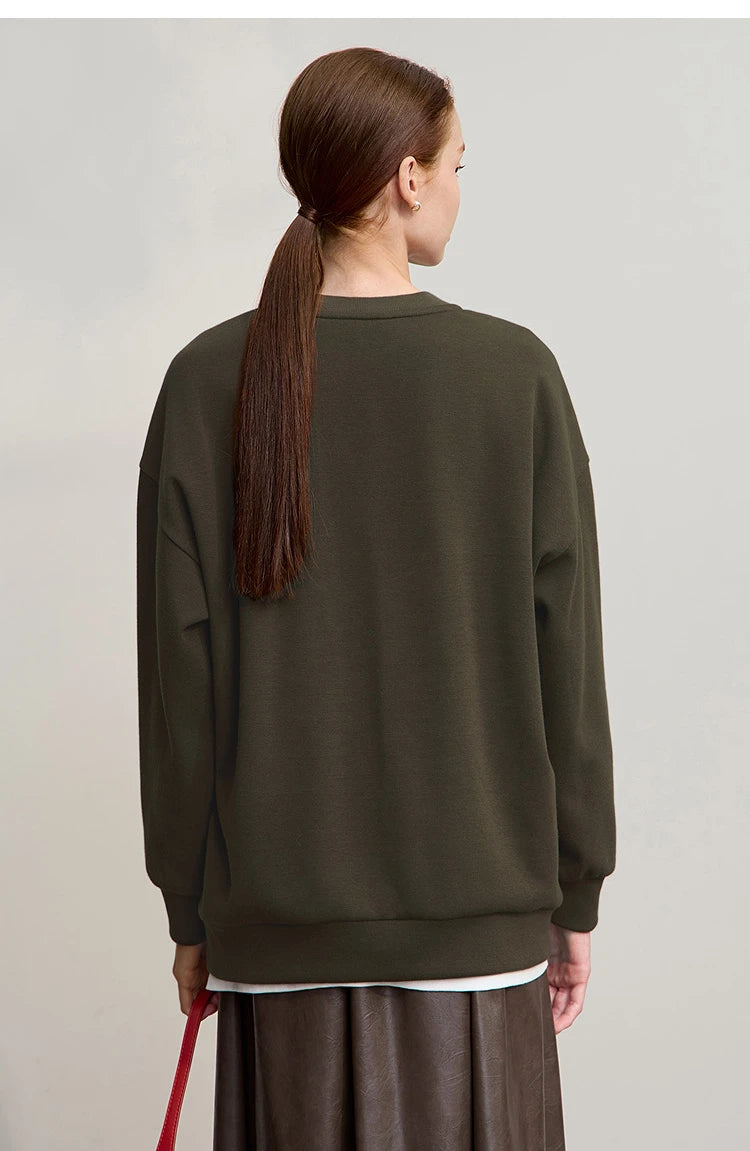 Amii Woman Sweatshirts 2025 Winter New Loose Warm Long Sleeve Female Sweatshirt Embroidery Pullover O-Neck Top Female 12524025
