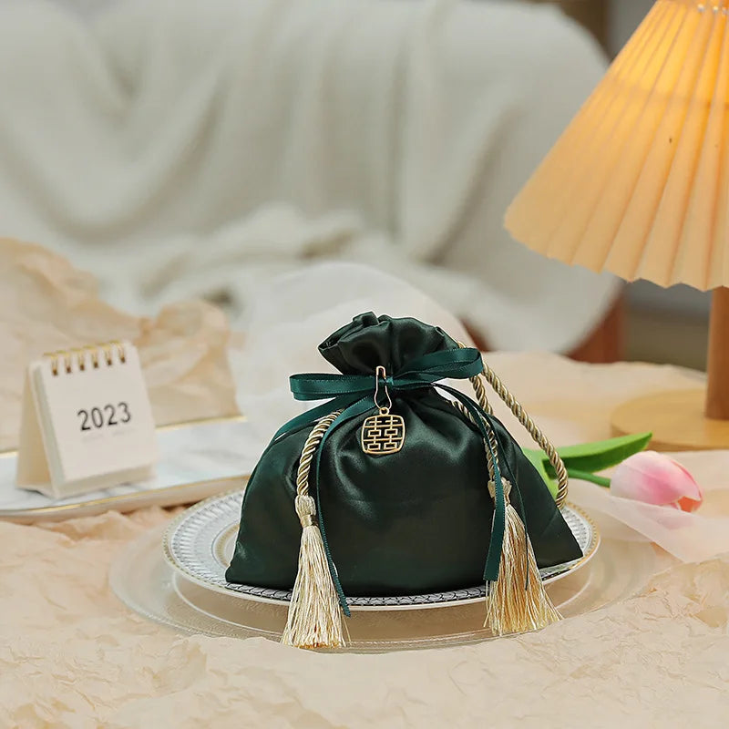 10/30/50 Pcs Luxury Packing Drawstring Velvet Pouch Sachet Gift Bag For Wedding Candy Boxes With Pearl String Decor Favors Bags