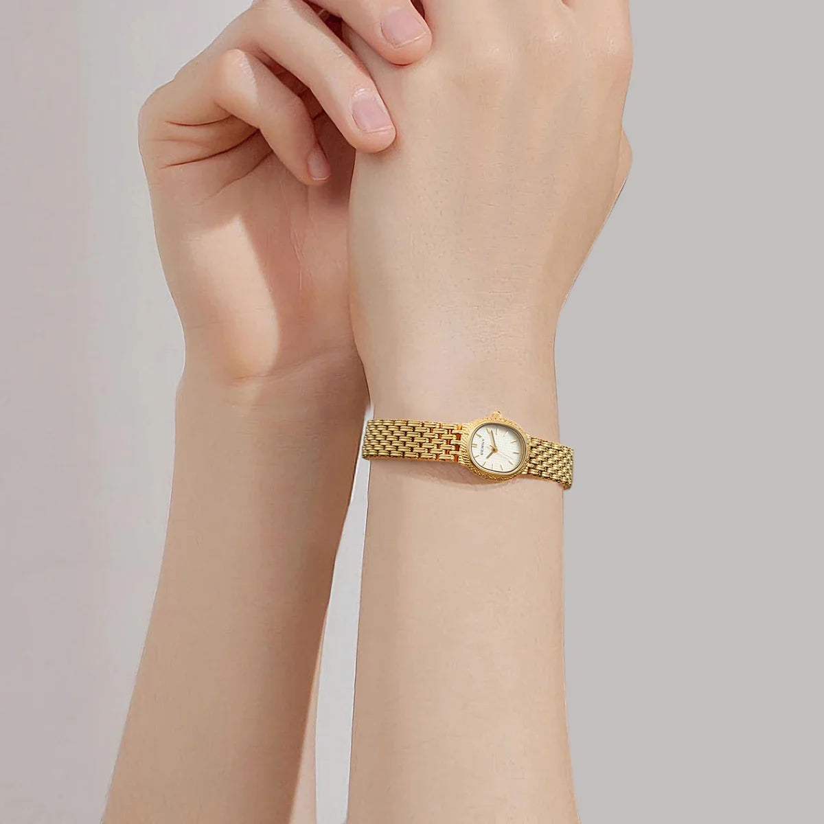 BERNY Golden Women Wristwatch Small Dial Ladies Gold Watch