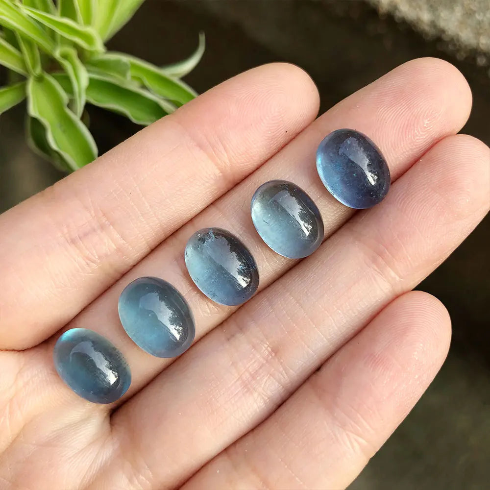 Aquamarine Oval Cabochon Natural Stone Crystals Quartz Gemstones Crystal Healing Reiki Decorative Stone Home Decoration DIY