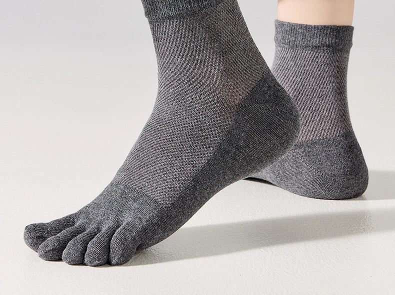 3/5 Pairs Men's Toe Socks Mid-Calf 100% Cotton Mesh Breathable Anti-bacterial Anti-odor Split Toe Socks for Daily & Sports