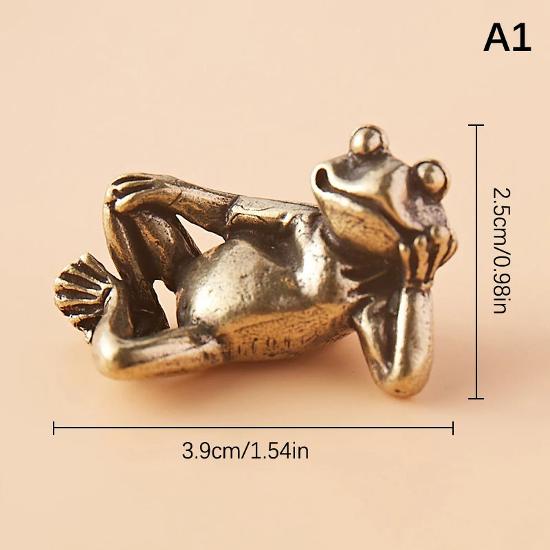Vintage Brass Frog Statue Frog Decor Charming Contemplative Pose Desktop Ornament Tea Pet Figurine Home Office Decor