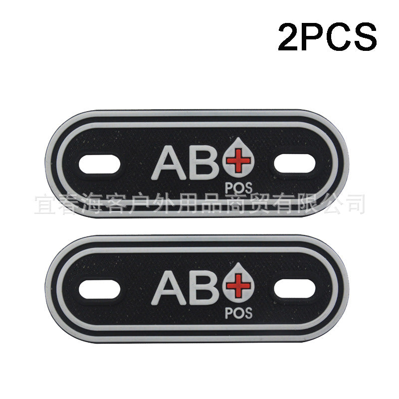 2PCS Shoelace Blood Buckle Charm PVC Tactical Bag Clothing Zipper Blood Tag Charm Military Patches Tactical Patch
