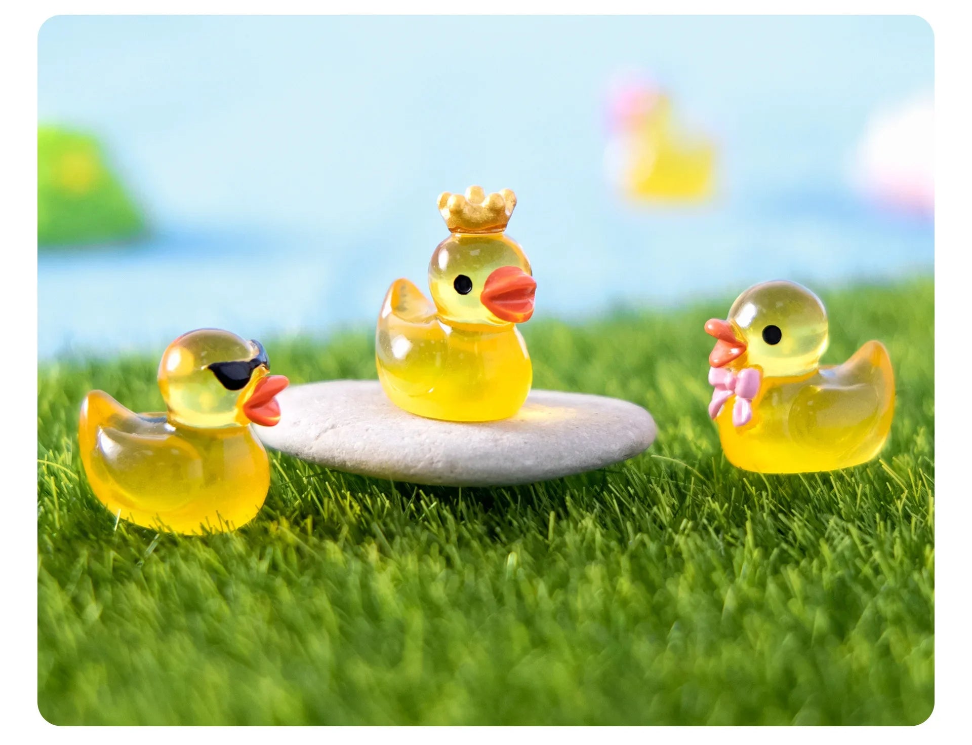 10/20/30PCS Mini Fluorescent Yellow Duck Ornament Miniature Figures Tiny Resin Handicraft Micro Landscape Dollhouse Decoration