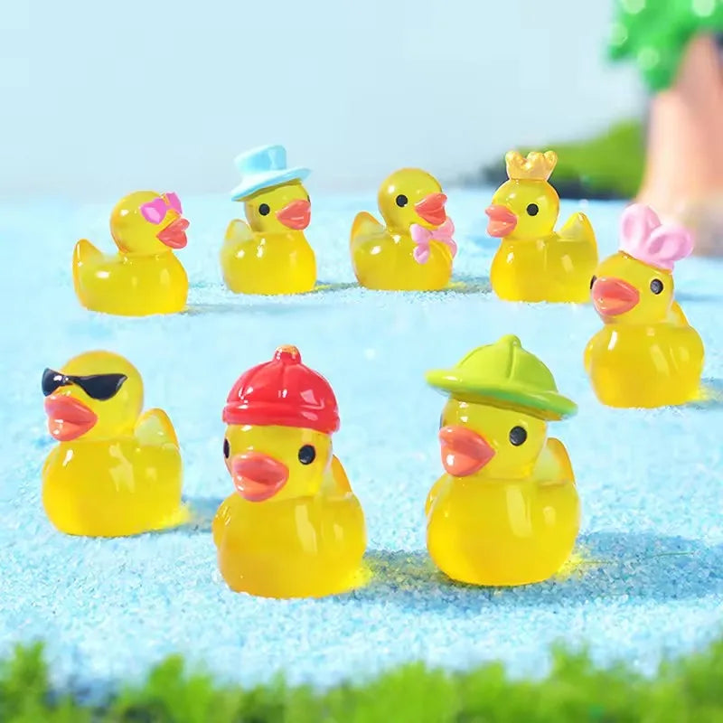 10/20/30PCS Mini Fluorescent Yellow Duck Ornament Miniature Figures Tiny Resin Handicraft Micro Landscape Dollhouse Decoration