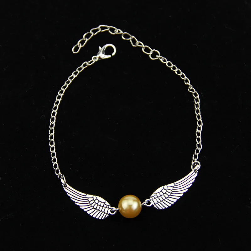 Vintage Jewelry Retro Tone Golden Snitch Pocket Wings Bracelet Pulseras for Men and Women Bijou Statement Jewelry