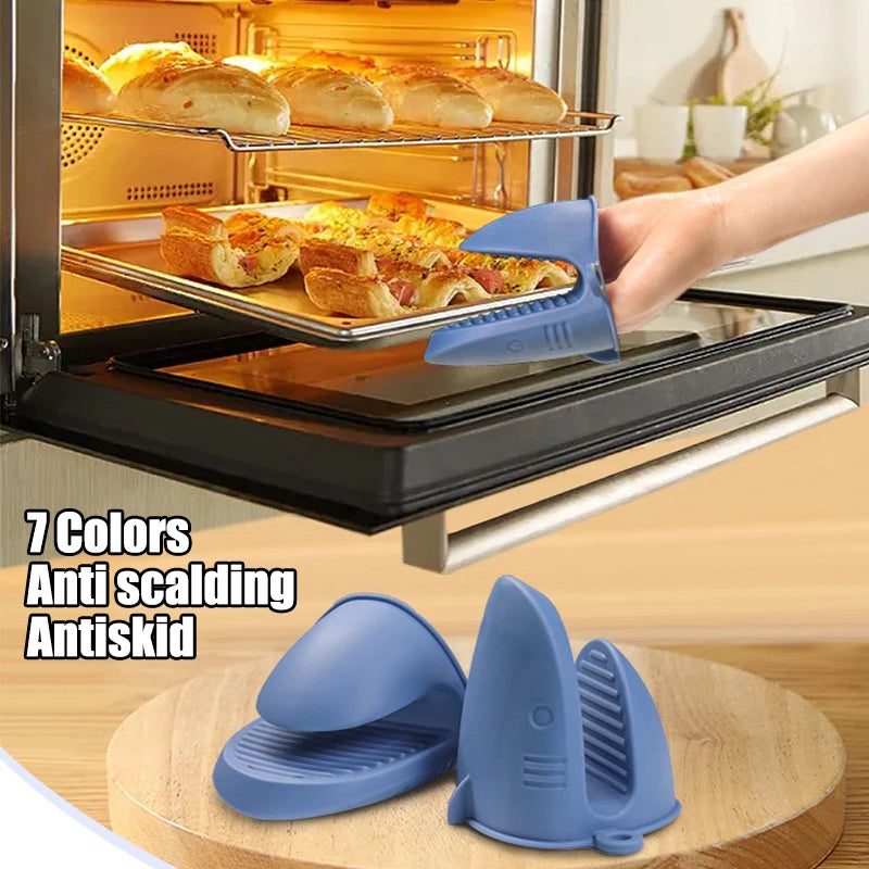 Shark Shaped Silicone Insulated Glove Anti Slip Thickened High temperature resistance Kitchen Anti Scalding Device Oven Mitt