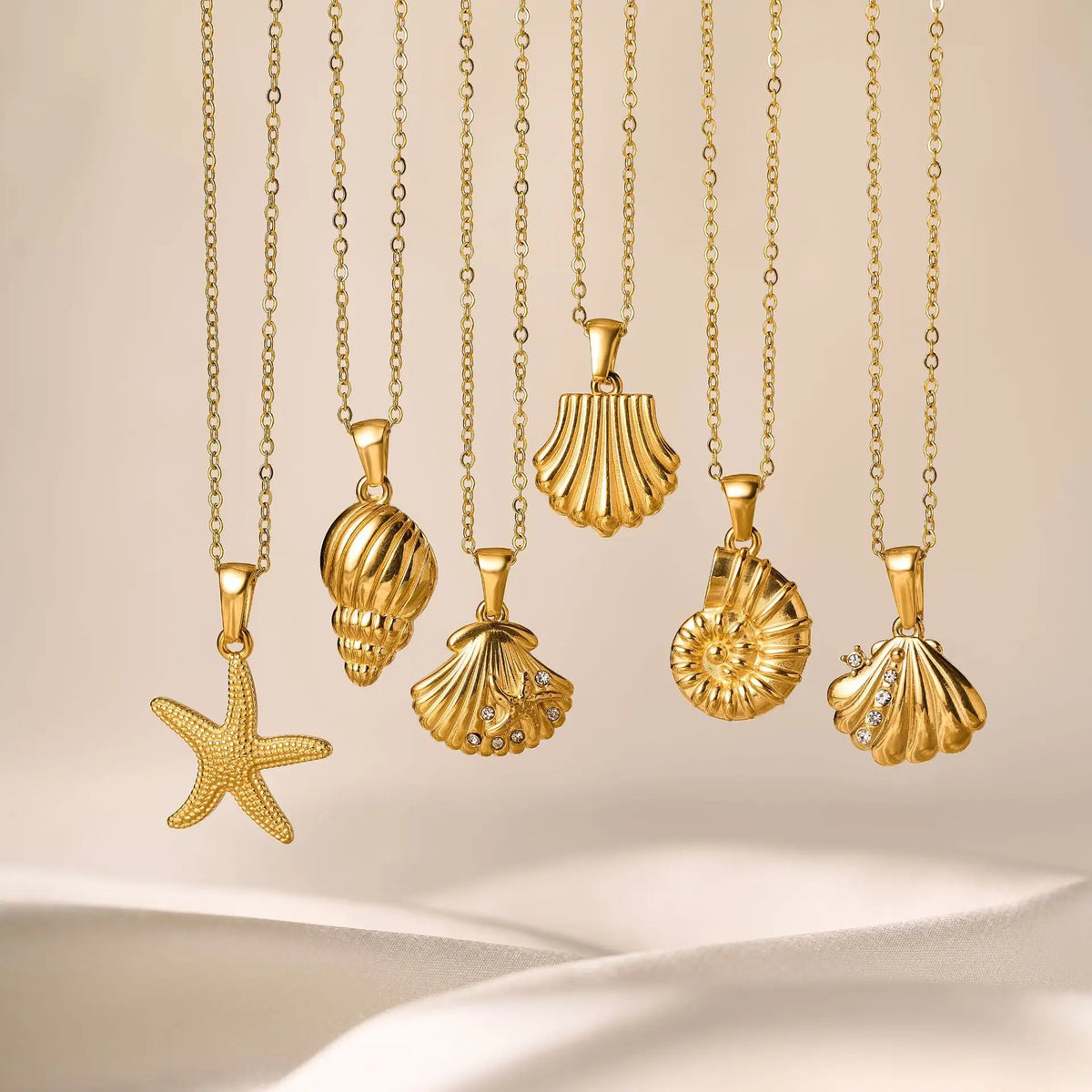 Women's Starfish Conch Shell Necklace Fashion Stainless Steel Gold