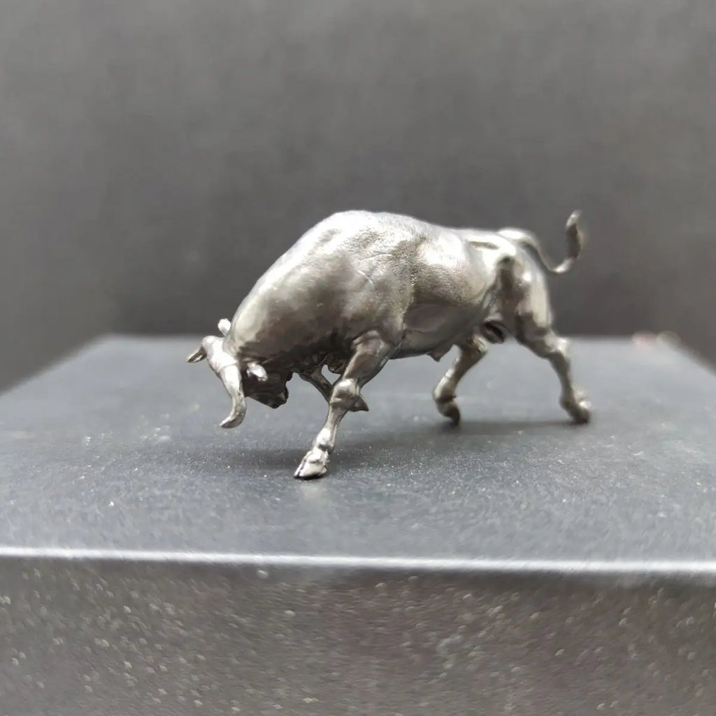 MINI Solid Pure Copper Ornament Bullish Lucky Cow 6cm Bull Wall Street Mascot Home Decor Desktop Crafts Sculpture Decoration