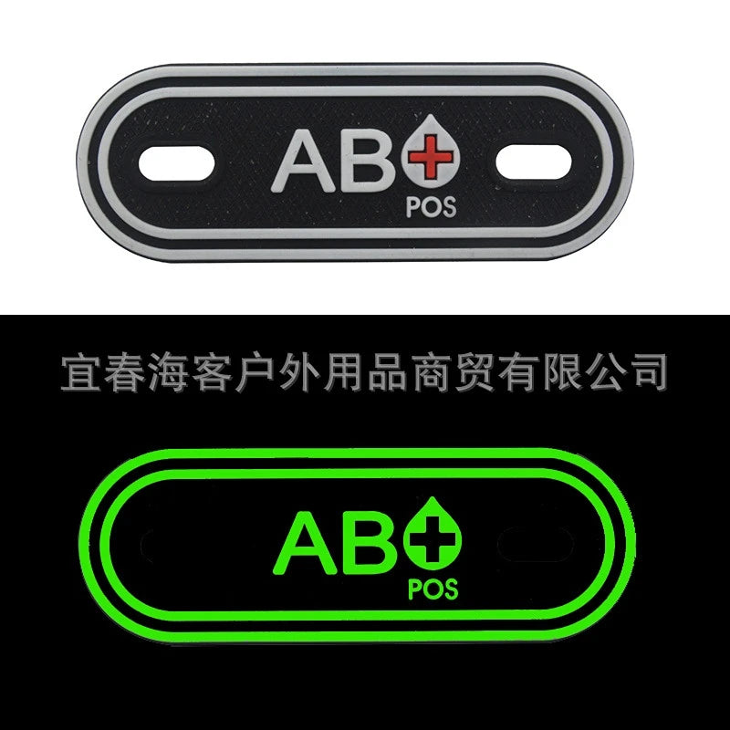 2PCS Shoelace Blood Buckle Charm PVC Tactical Bag Clothing Zipper Blood Tag Charm Military Patches Tactical Patch