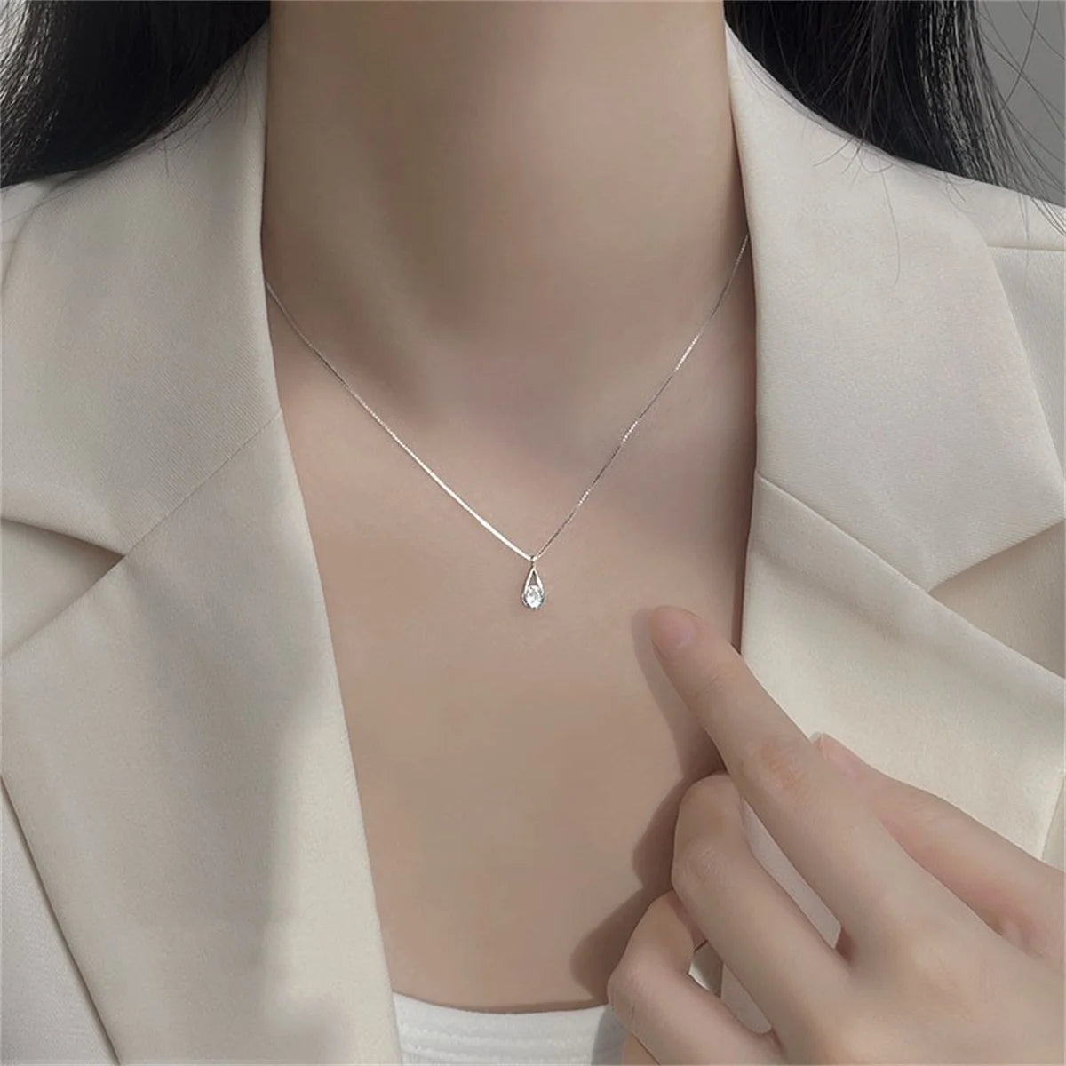 Cool HipHop Teardrop Shape Necklace Personalized Charm Zirconia Pendant Choker Birthday Party Gift Women Fine Jewelry