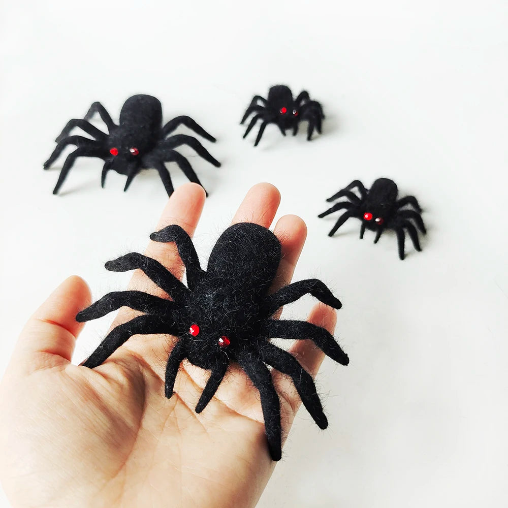Halloween Plush Spiders Artificial Big Small Black Spider Ornaments Halloween Party Decoration Fake Horror Props Supplies