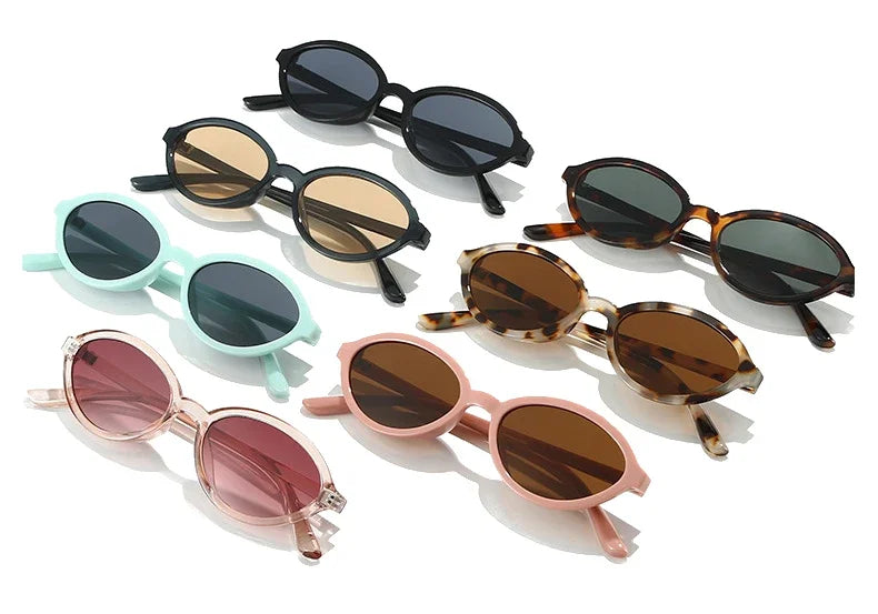 JNPCXI Fashion Small Oval Sunglasses Women Retro Punk Gradient Green Black Shades UV400