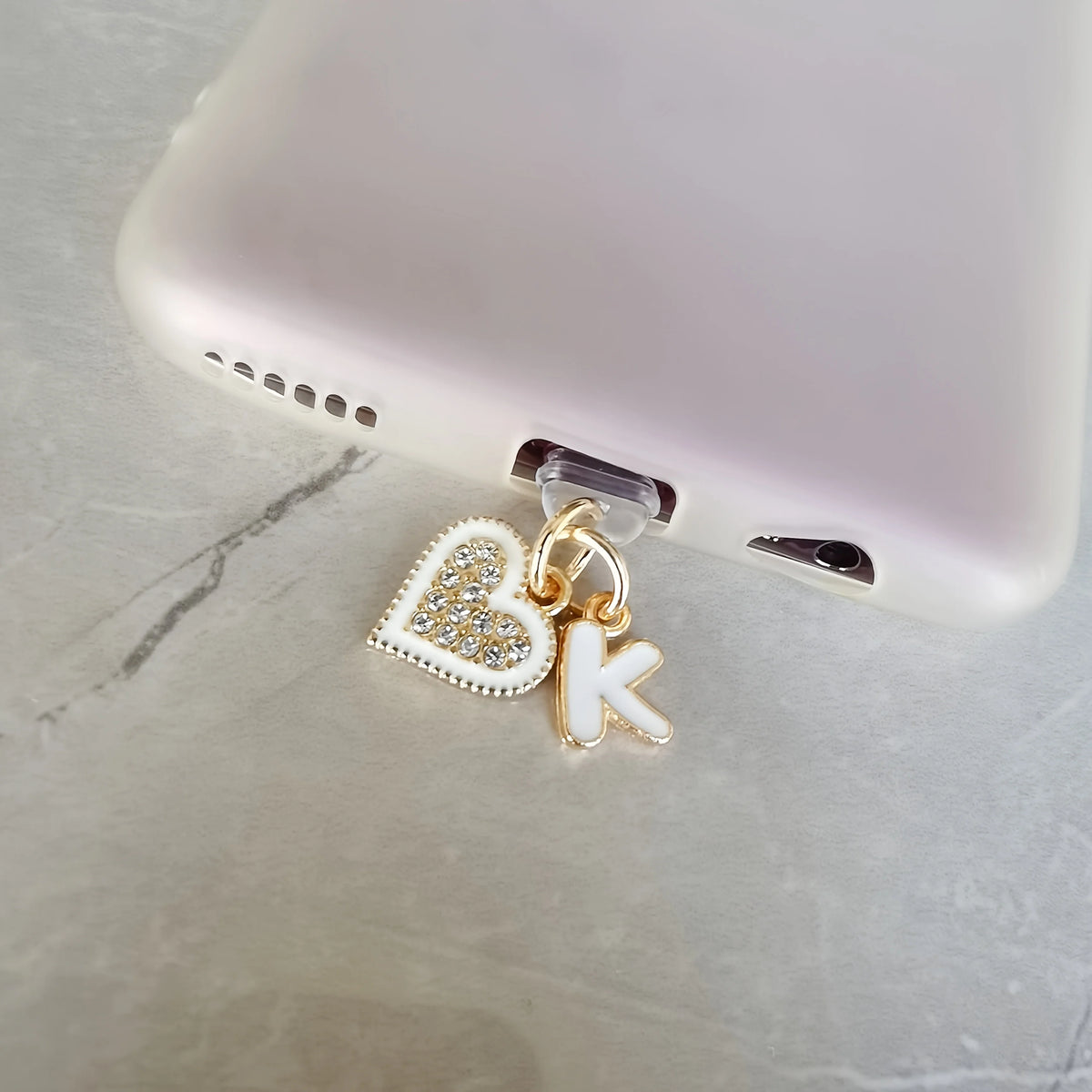 Of Light Luxury Sparkling Diamond Letter Heart-Shaped Phone Dust