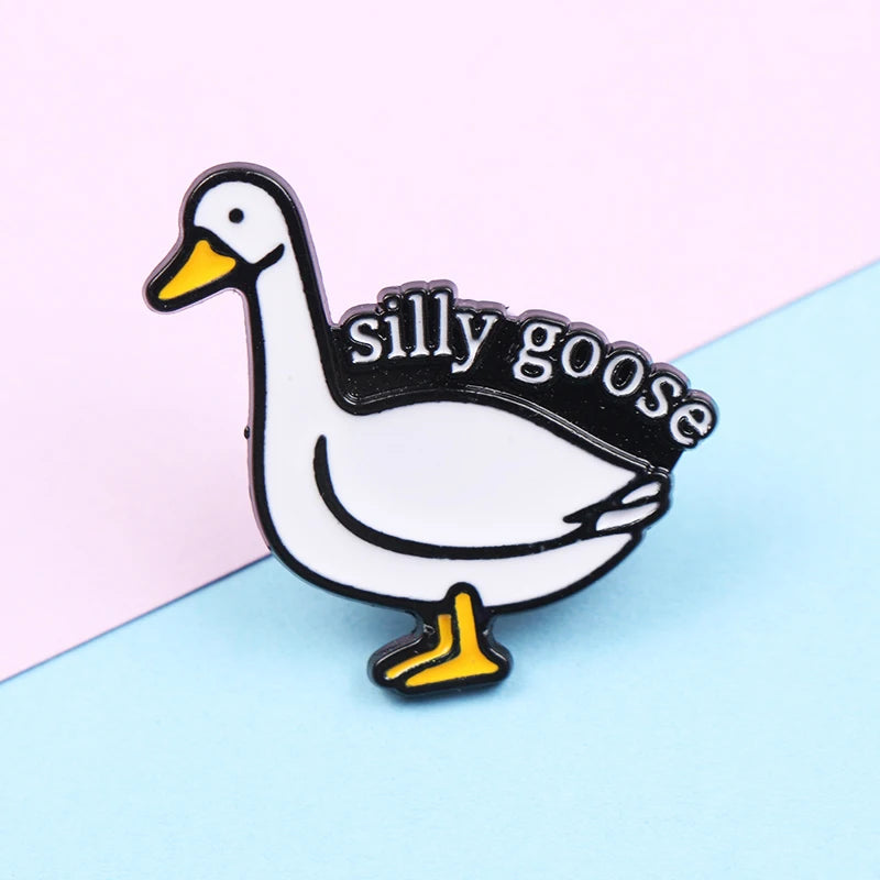 Cute Animal Series Enamel Brooch Alloy Pin Cartoon Kawaii Capybara Cat Dog Duck Pet Backpack Lapel Badge Jewelry Gift for Kids