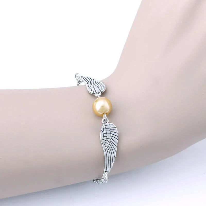 Vintage Jewelry Retro Tone Golden Snitch Pocket Wings Bracelet Pulseras for Men and Women Bijou Statement Jewelry