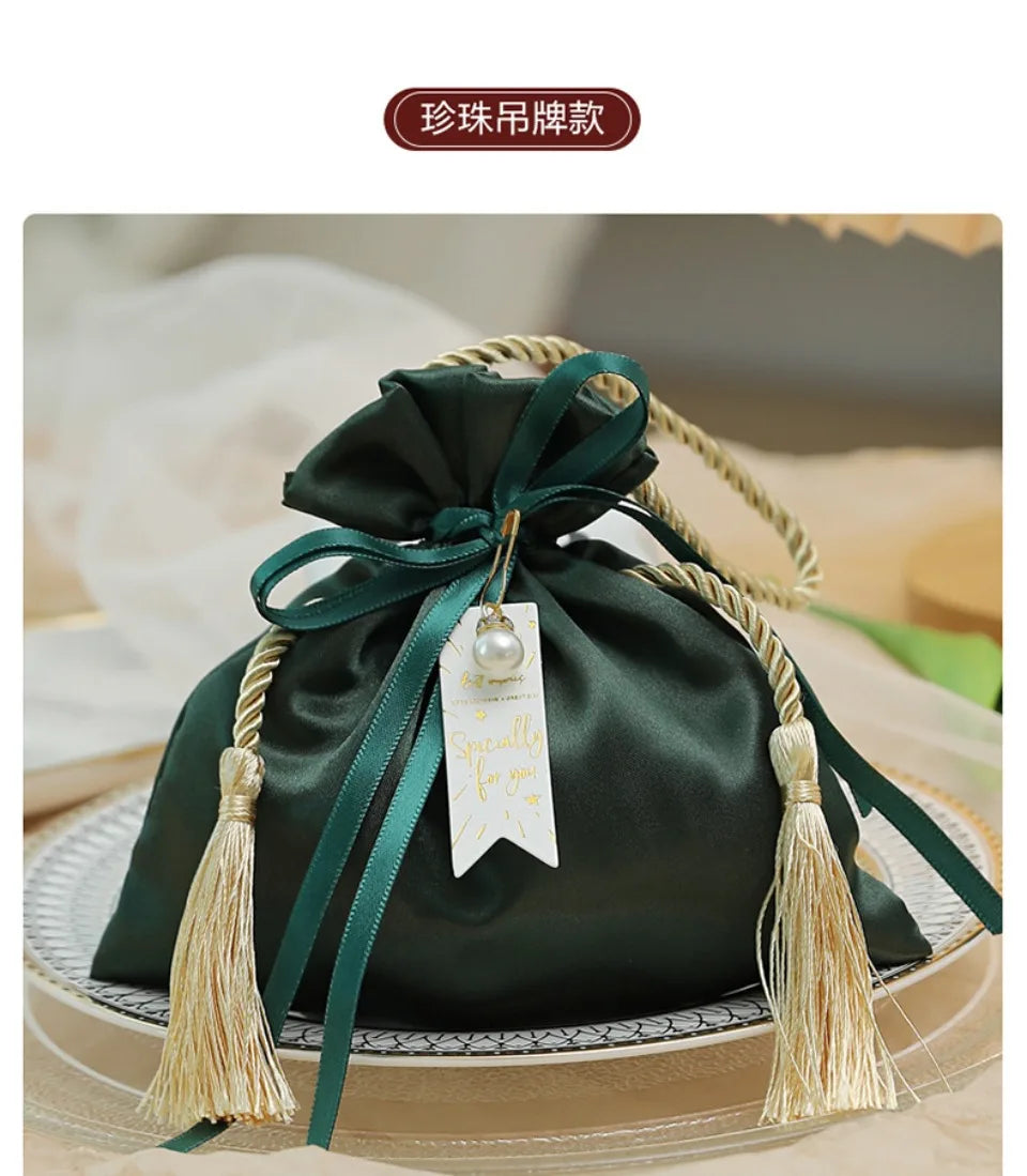 10/30/50 Pcs Luxury Packing Drawstring Velvet Pouch Sachet Gift Bag For Wedding Candy Boxes With Pearl String Decor Favors Bags