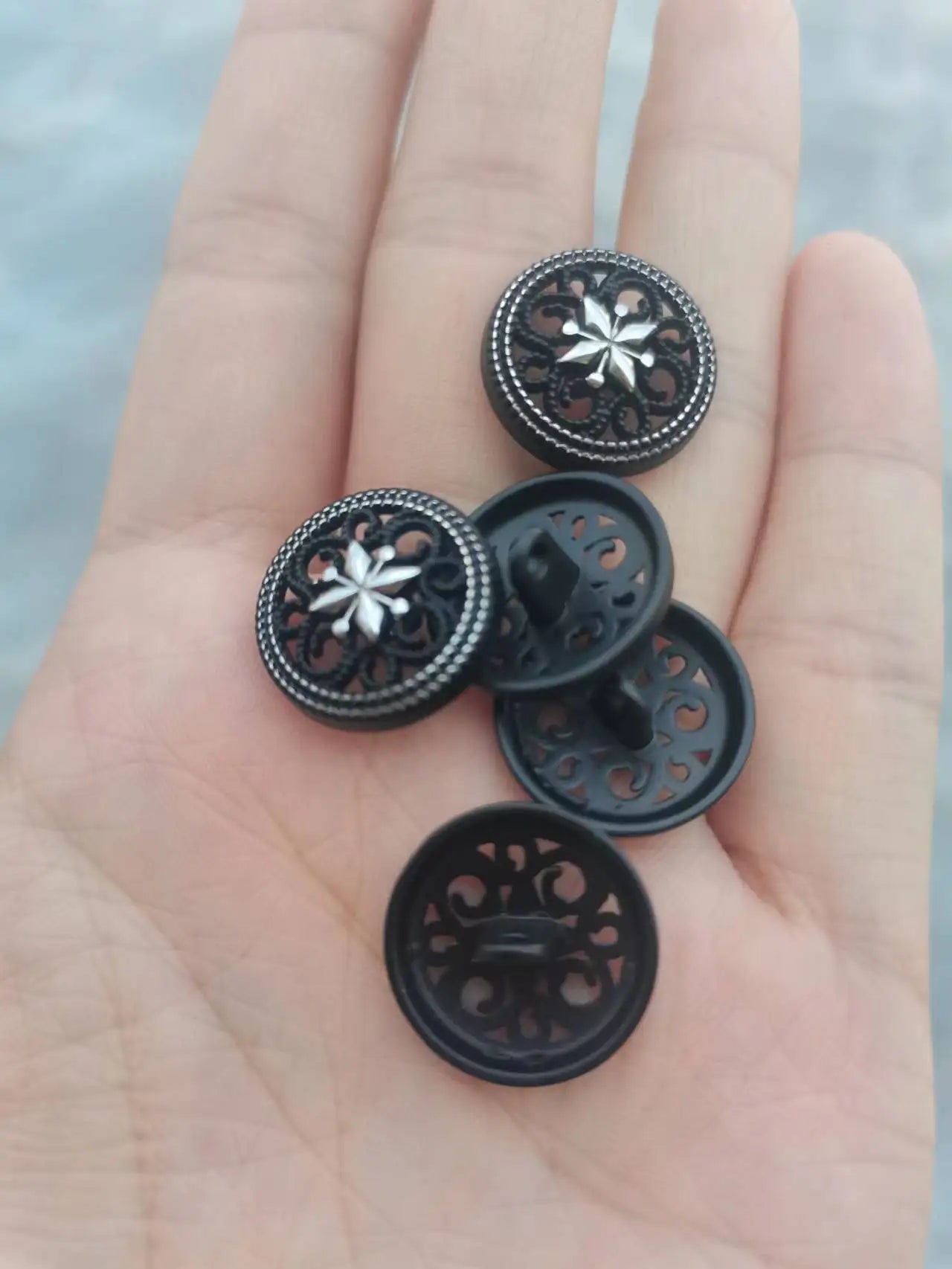 10pcs Fashion Metal Hollow Suit Buttons Round Black Coat Jacket Buttons Sewing Accessories Handmade DIY Shirt Buttons