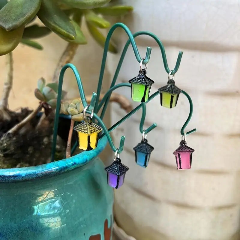 {MX} 6Pcs Miniature Vintage Lantern Fairy Garden Decorative Stakes Glow-in-the-Dark Bonsai Decorations Mini Lantern Crafts