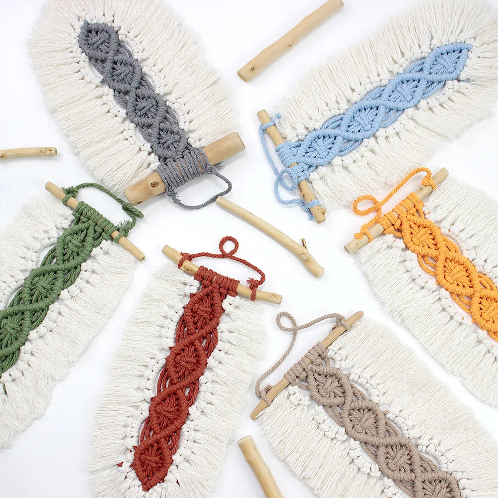 Leaf Tapestry Keychain Macrame Kit with Tutorial For Beginners Handmade DIY Key Chain Wall Hanging Knitted Kit for Home Decor