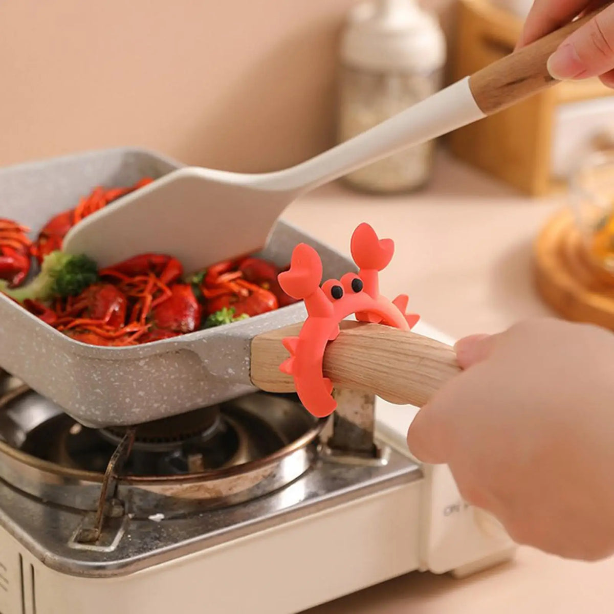 Crab-Shaped Silicone Utensil Rest