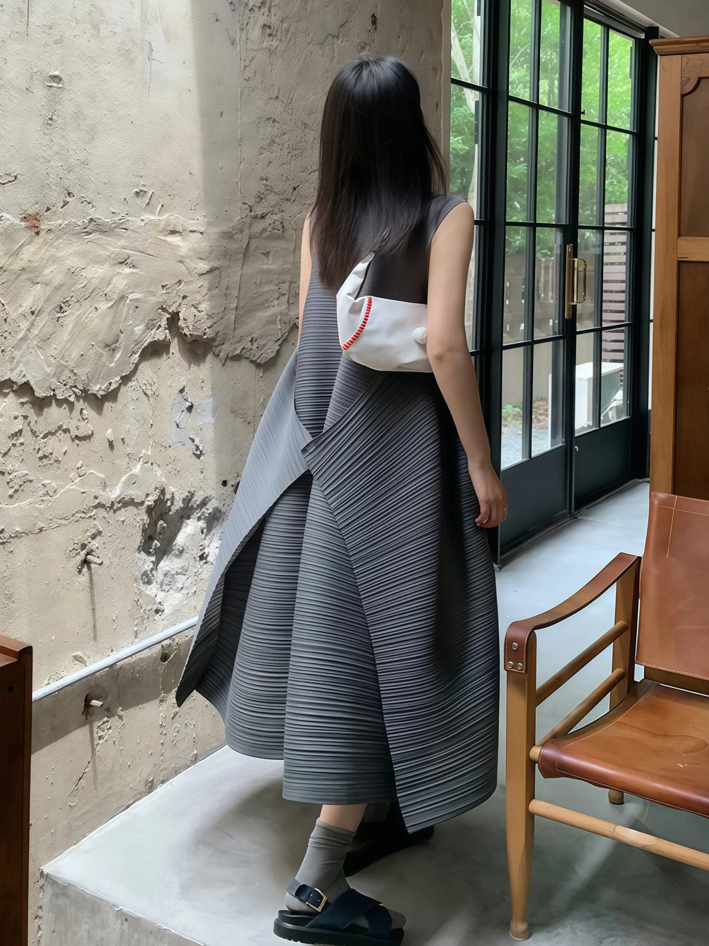 YUDX Miyake Pleated Women's Dresses Loose Plus Size High Quality Sense of Elegance Sleeveless Mid-length Skirt 2025 Summer New