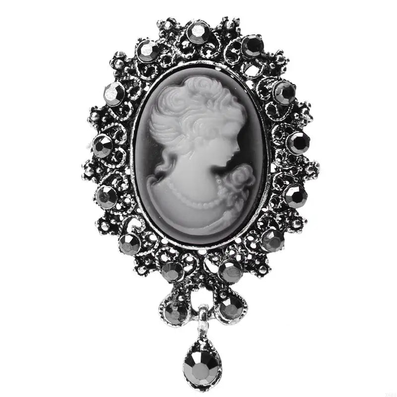Vintage Cameo Elegant Queen Head Portrait Brooch For Women Antique Wedding Bridal Bouquet Clothing Jewelry