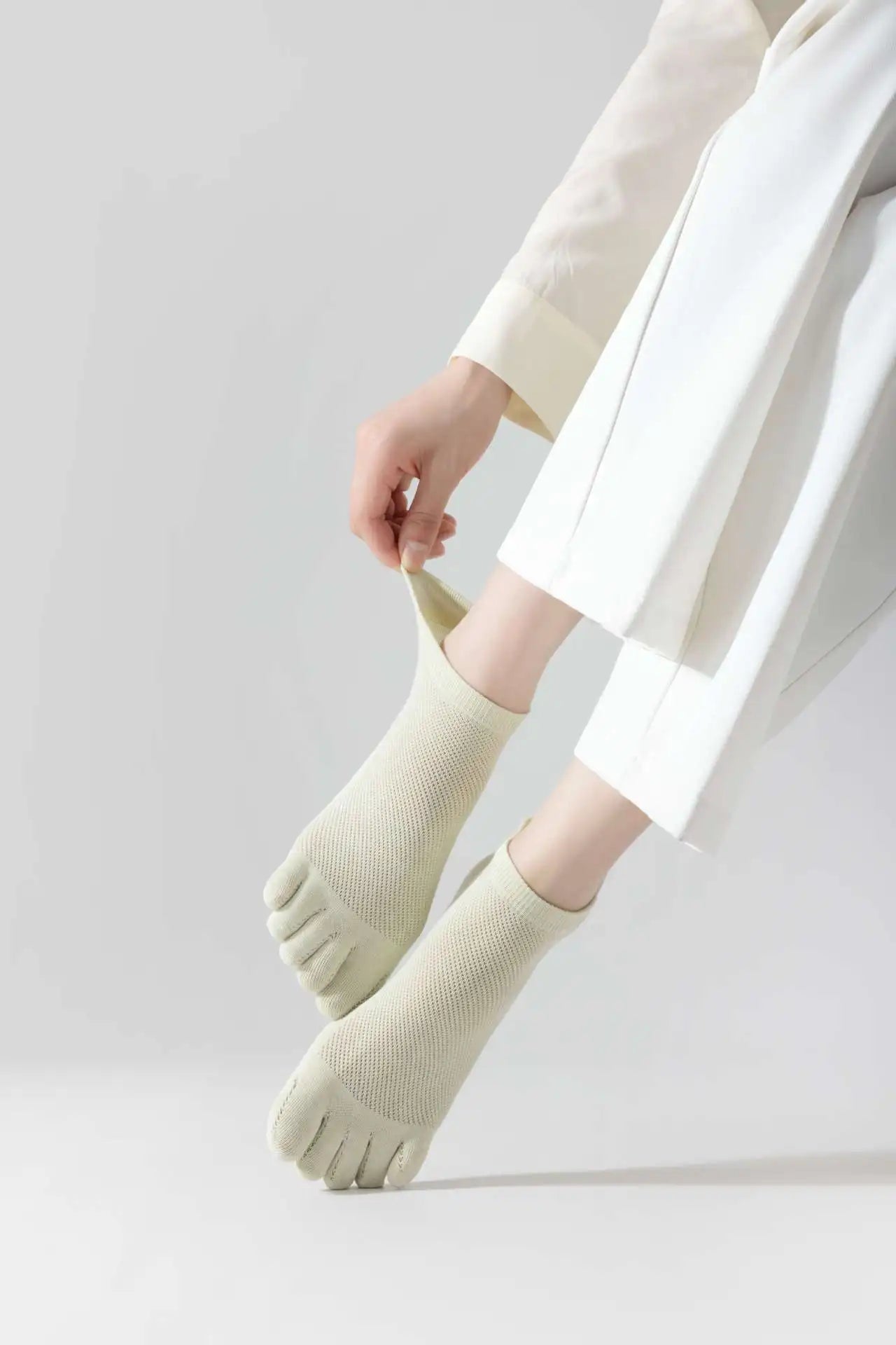 5 Pairs Summer Women Five Finger Socks 5 Pairs Candy Color Soft Cotton Breathable Mesh Split Toe Socks Girls Outdoor Sports Sock